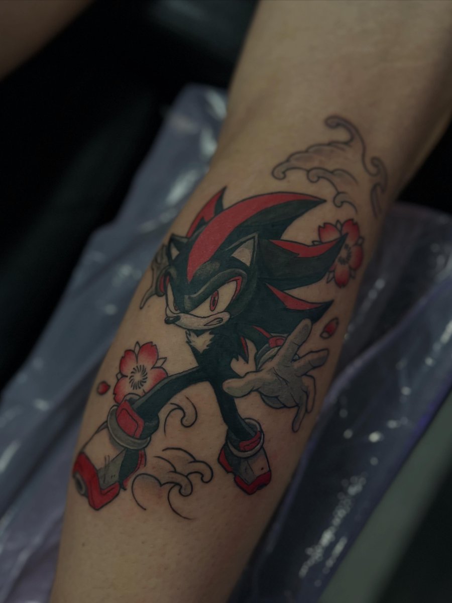 Shadow the Hedgehog with cherry blossoms, tattoo by Trin, Kustom Tattoo Club