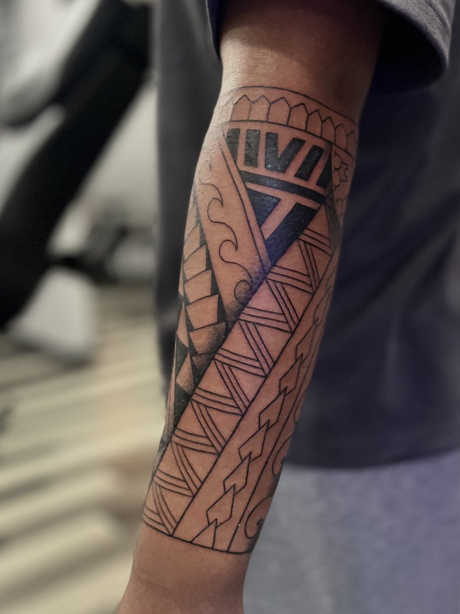 Geometric tribal forearm, tattoo by Trin, Kustom Tattoo Club